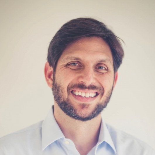 Dr. Leandro Ejnisman