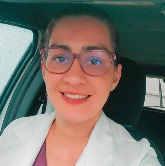 Dra. Priscila Previde