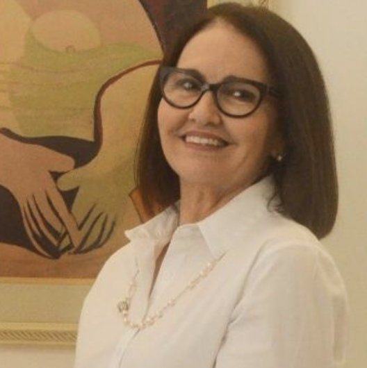 Dra. Maria Da Gloria Pascom