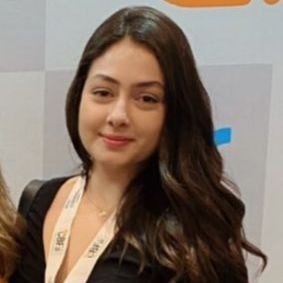 Dra. Letícia Leão