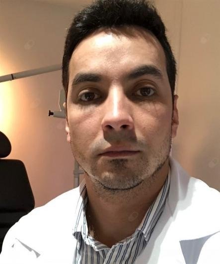 Dr. Leonardo Francis de Oliveira