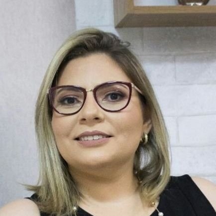 Dra. Alana Mabda Leite Gomes