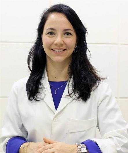 Dra. Mirella Hansen de Almeida