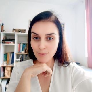 Dra. Luana Labres de Oliveira