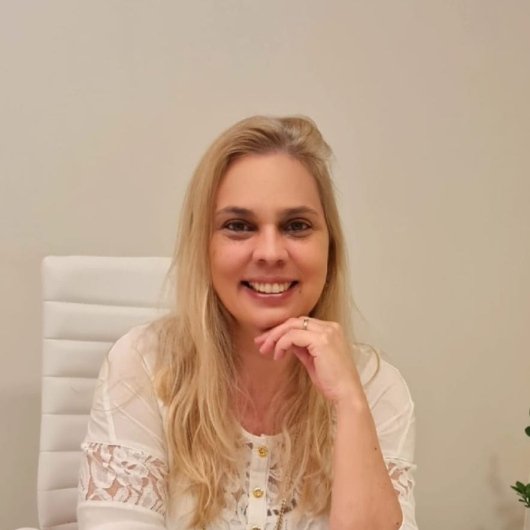 Dra. Débora Tamanini