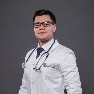Dr. Matheus Alves Cabrera