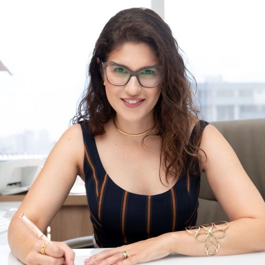Dra. Fernanda Carla De Castro Bueno