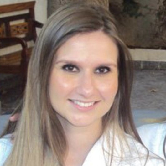 Dra. Fernanda Loureiro