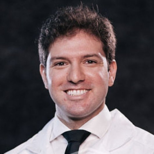 Dr. Márcio Parahyba Júnior