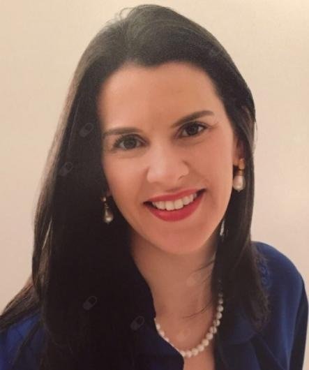Dra. Amanda Ferreira Carli Benfatti