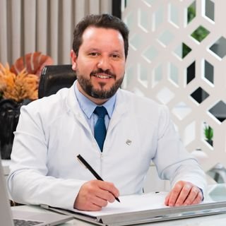 Dr. Bruno Labriola Ferreira Menino