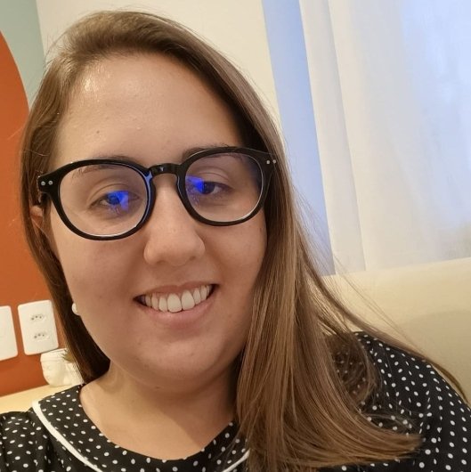 Dra. Gabriella Chomentowski Pereira