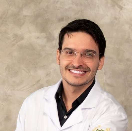 Dr. Emerson de Paula Santos