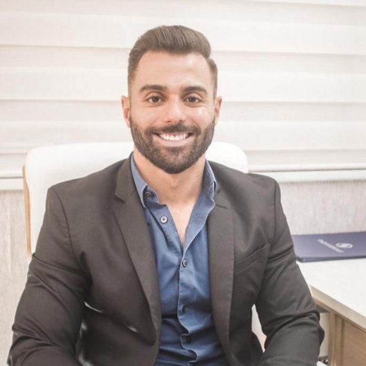 Dr. Lucas Ferreira