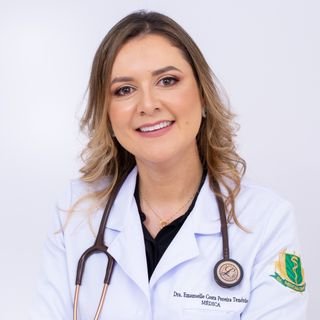 Dra. Emanuelle Costa