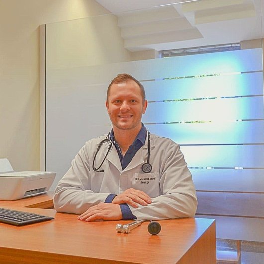 Dr. Ricardo Bortoluz