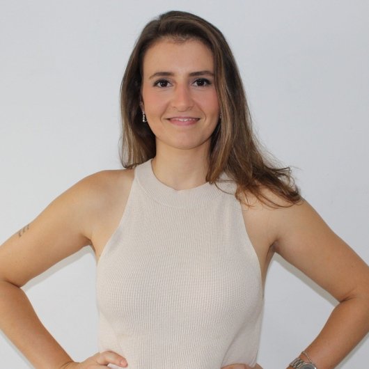 Dra. Luana Farinazzo