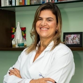Dra. Clarissa de Oliveira Costa Aguiar