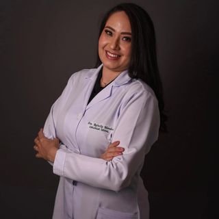 Dra. Rafaelly Quaresma Mendes