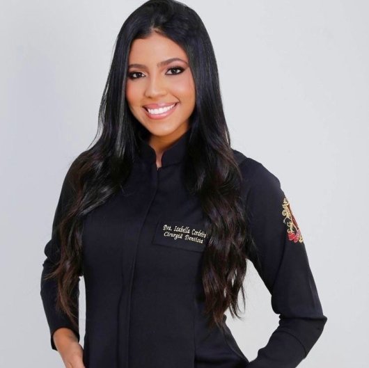 Dra. Izabella Cordeiro