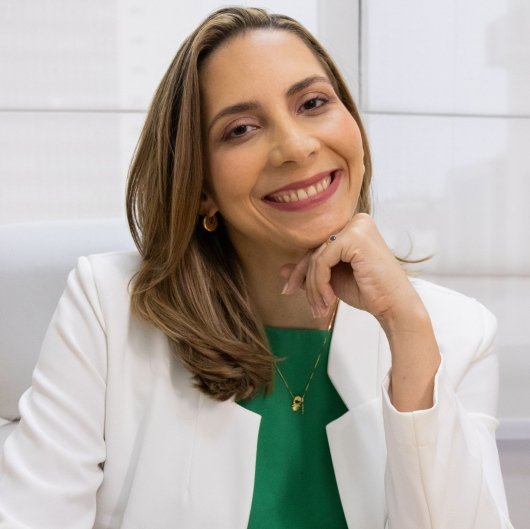 Dra. Ana Carolina Viegas De Oliveira