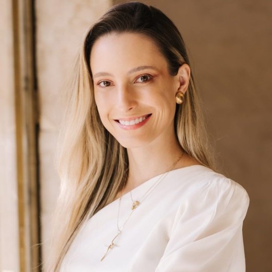 Dra. Bárbara Barbosa Monteiro