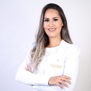 Dra. Michele Dourado