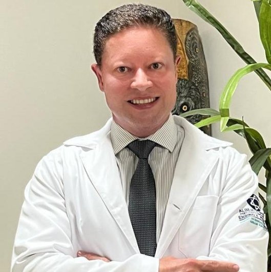 Dr. Alex Nunes Saurin