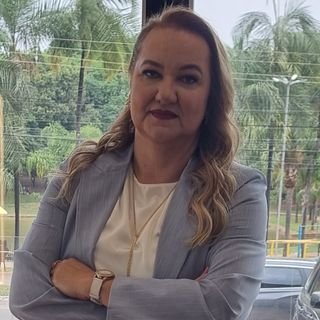 Dra. Adriana de Faria