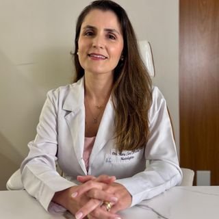 Dra. Maria Clara de Paula Carvalho
