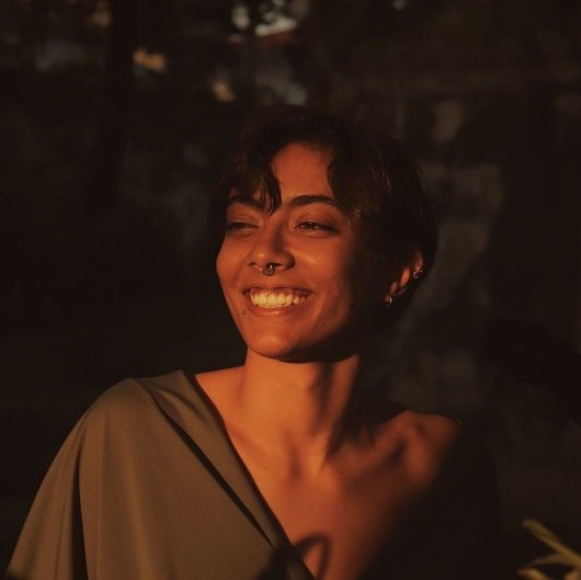 Dra. Laila Tavares Mathias