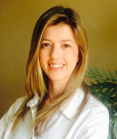Dra. Priscila Vieira Mendonça