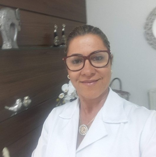 Evelyn Ribeiro Barros Araújo