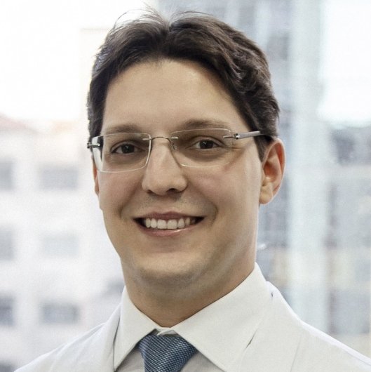 Dr. Júlio César Giusti