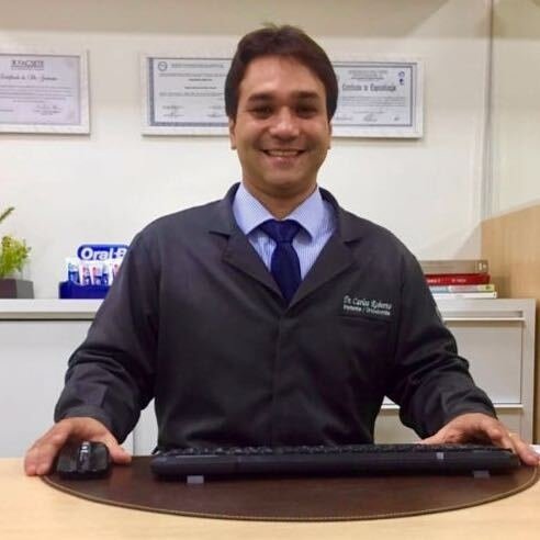Dr. Carlos Roberto da Silva Junior