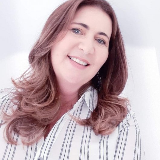 Ana Cláudia Nascimento