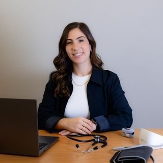 Dra. Danielle Saliba