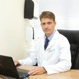 Dr. Fernando Daiggi