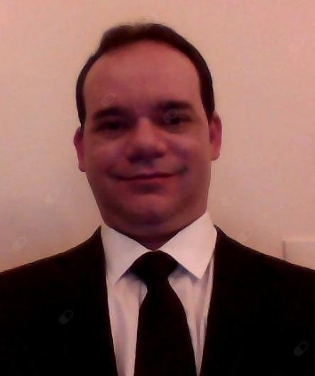 Dr. Emerson Antonio Freitas