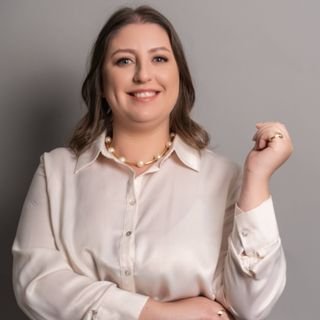 Dra. Tatiane Moraes Garcez