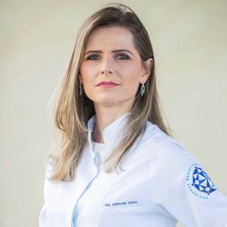Dra. Carolina Riether Vizioli