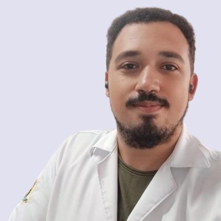 Dr. Andrews Dionísio