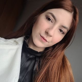 Dra. Paula Sousa Freitas