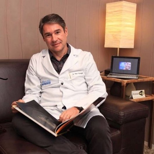 Dr. Raul Azuaga