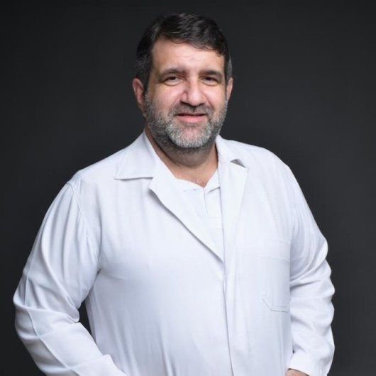 Dr. David Abrantes