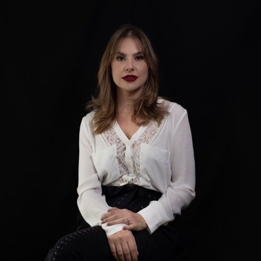 Dra. Camila Macedo Loureiro