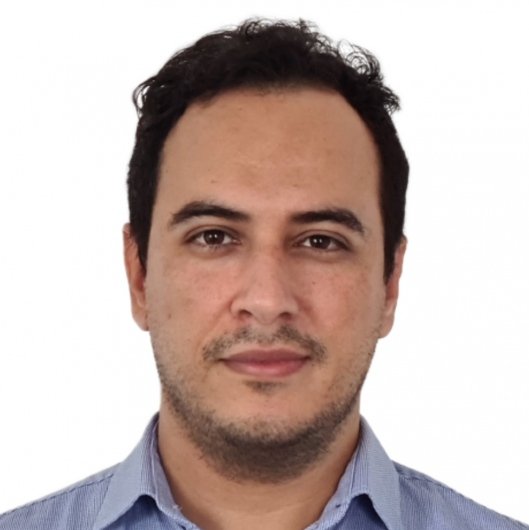 Dr. Danilo De Souza