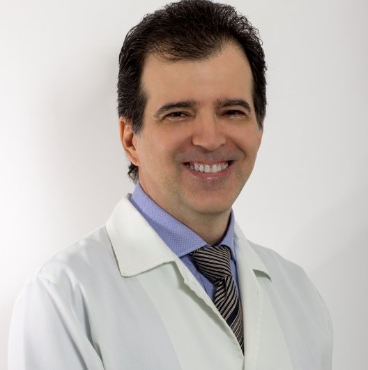 Dr. Henriel Junior Carvalho de Figueiredo
