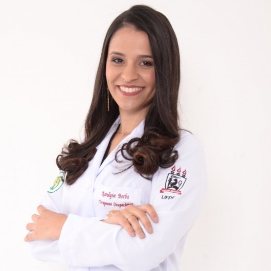 Dra. Karolyne Borba