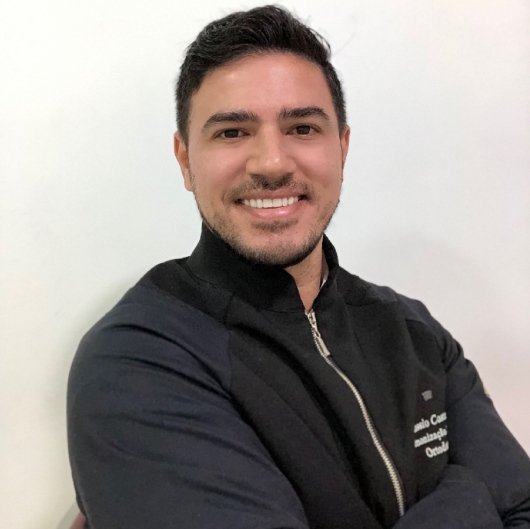 Dr. Tassio Costa